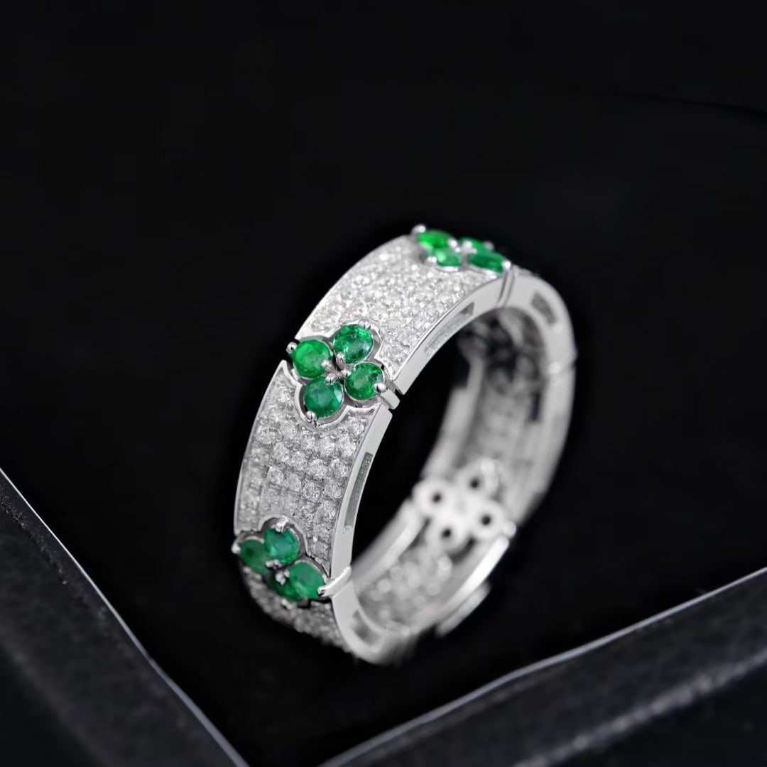 14k Gold 1.7 Ctw Vivid Green Natural Emerald & Diamond Ring: Ref:230947230 // gold content:14k gold // ring size:7. 25us // // main gemstone:tourmaline // shape:cushion // carat weight:2. 5ct // color:orange // treatment:natural // // adjacent gemstone 2 :