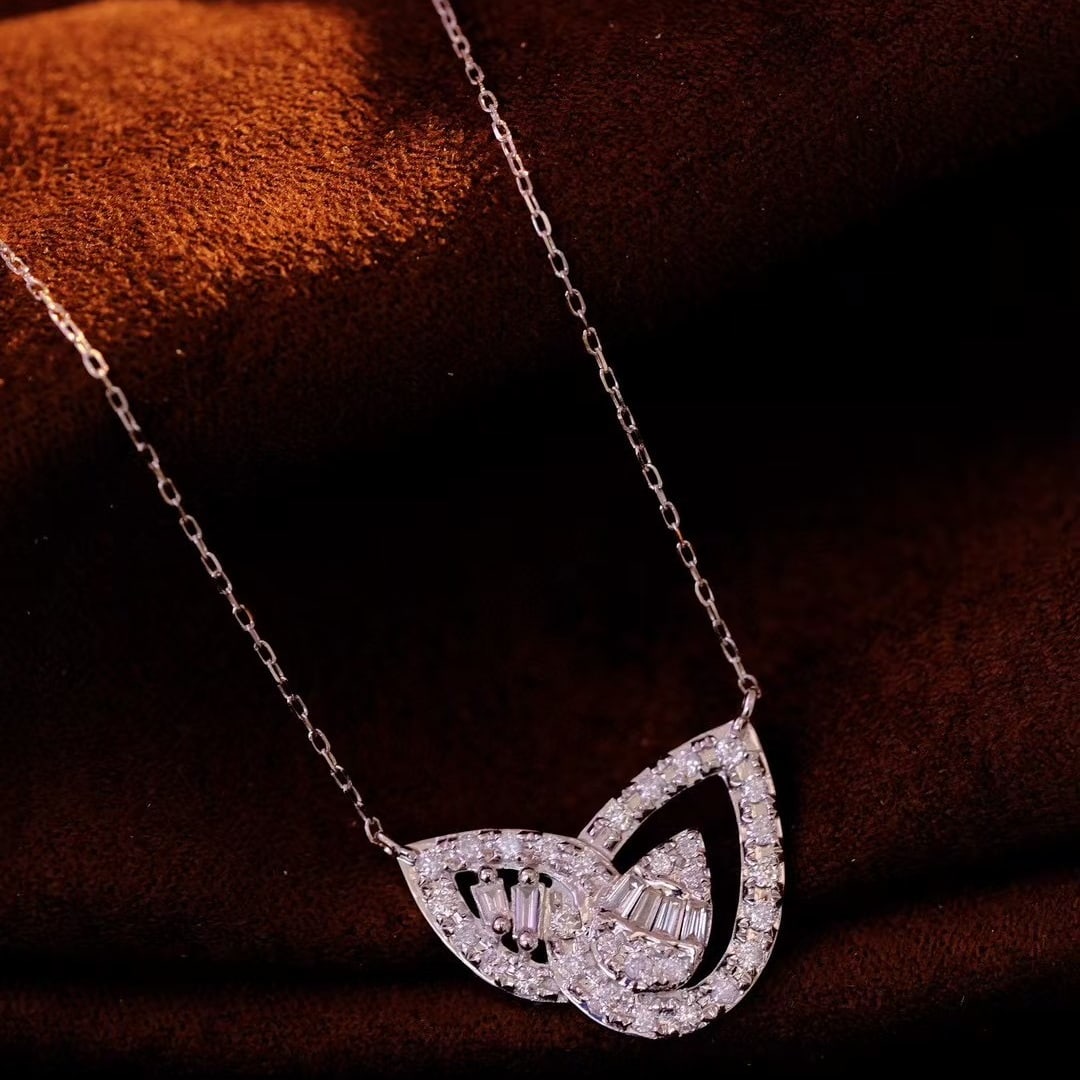 14k Gold 0.68 Ct Natural H Diamond Necklace: Ref:230947232 // gold content:14k gold // main gemstone:diamond // shape:round // carat weight:0. 26ct // clarity grade:vs-si // color:h // treatment:natural // cut grade:g // Condition: NewLow