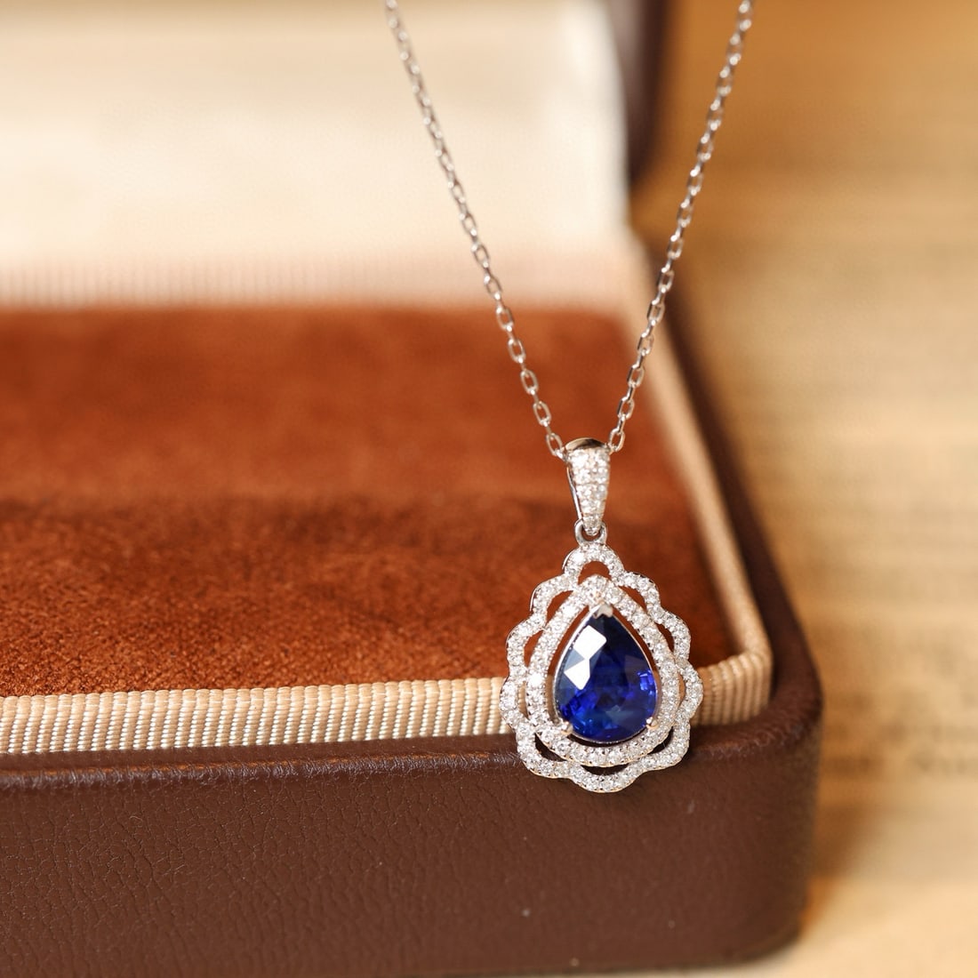 14k Gold 1.65 Ctw Natural Sapphire & Diamond Pendant( Without Chain ): Ref:231078119 // gold content:14k gold // main gemstone:sapphire // shape:pear // carat weight:1. 36ct // color:blue // treatment:natural // // adjacent gemstone 2 : diamond // shape:round // carat