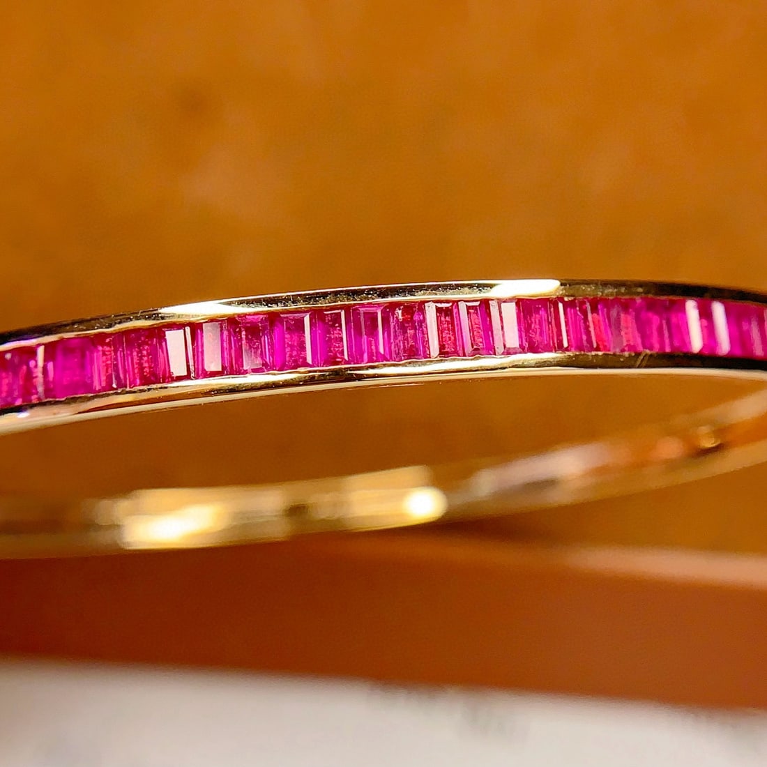 14k Gold 4.68 Ct Natural Ruby Bangle - 5