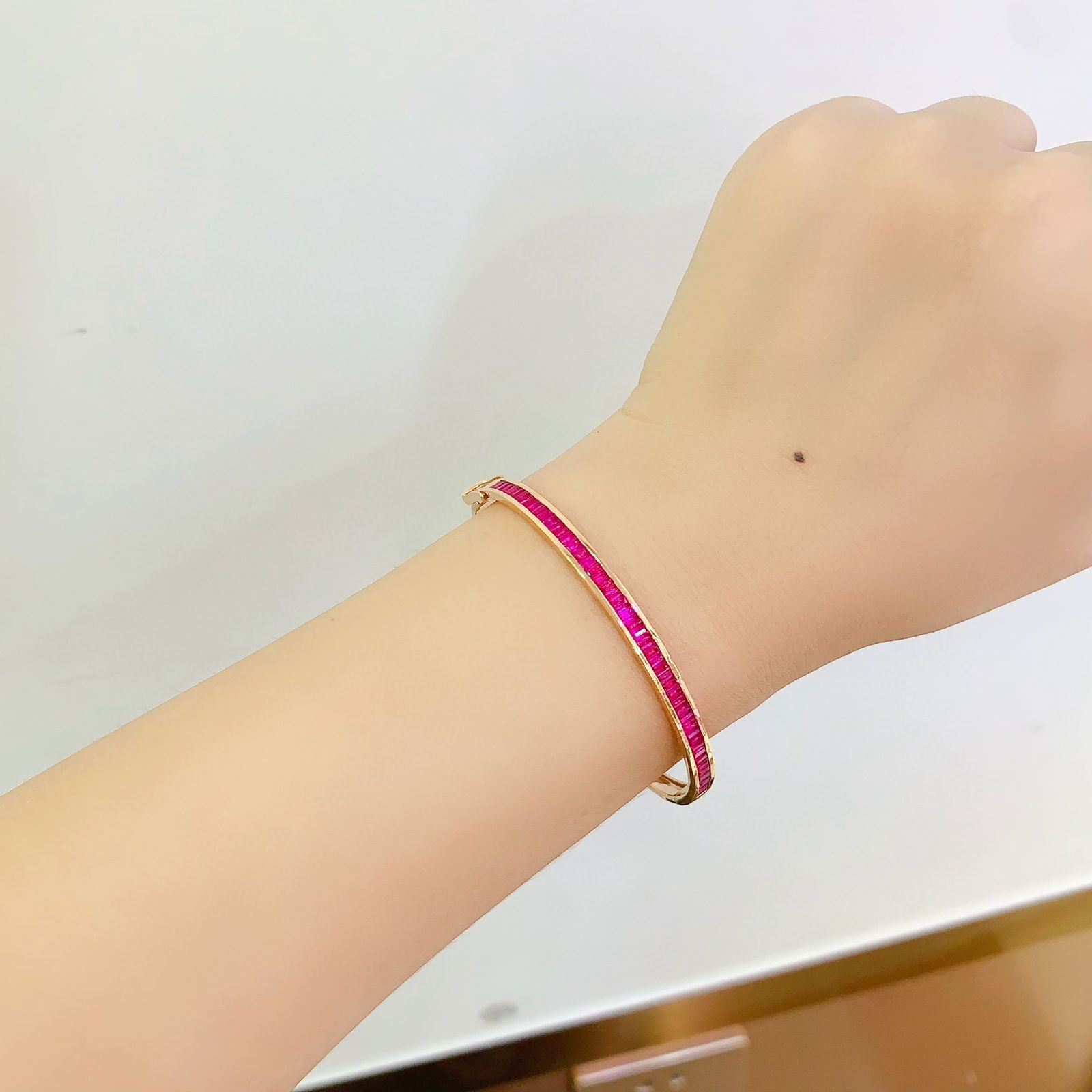 14k Gold 4.68 Ct Natural Ruby Bangle - 6