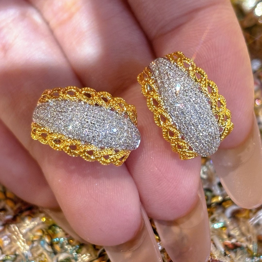 14k Gold 0.65 Ct Natural H Diamond Earrings: Ref:231078192 // gold content:14k gold // main gemstone:diamond // shape:round // carat weight:0. 65ct // clarity grade:vs-si // color:h // treatment:natural // cut grade:g // Condition: NewLow