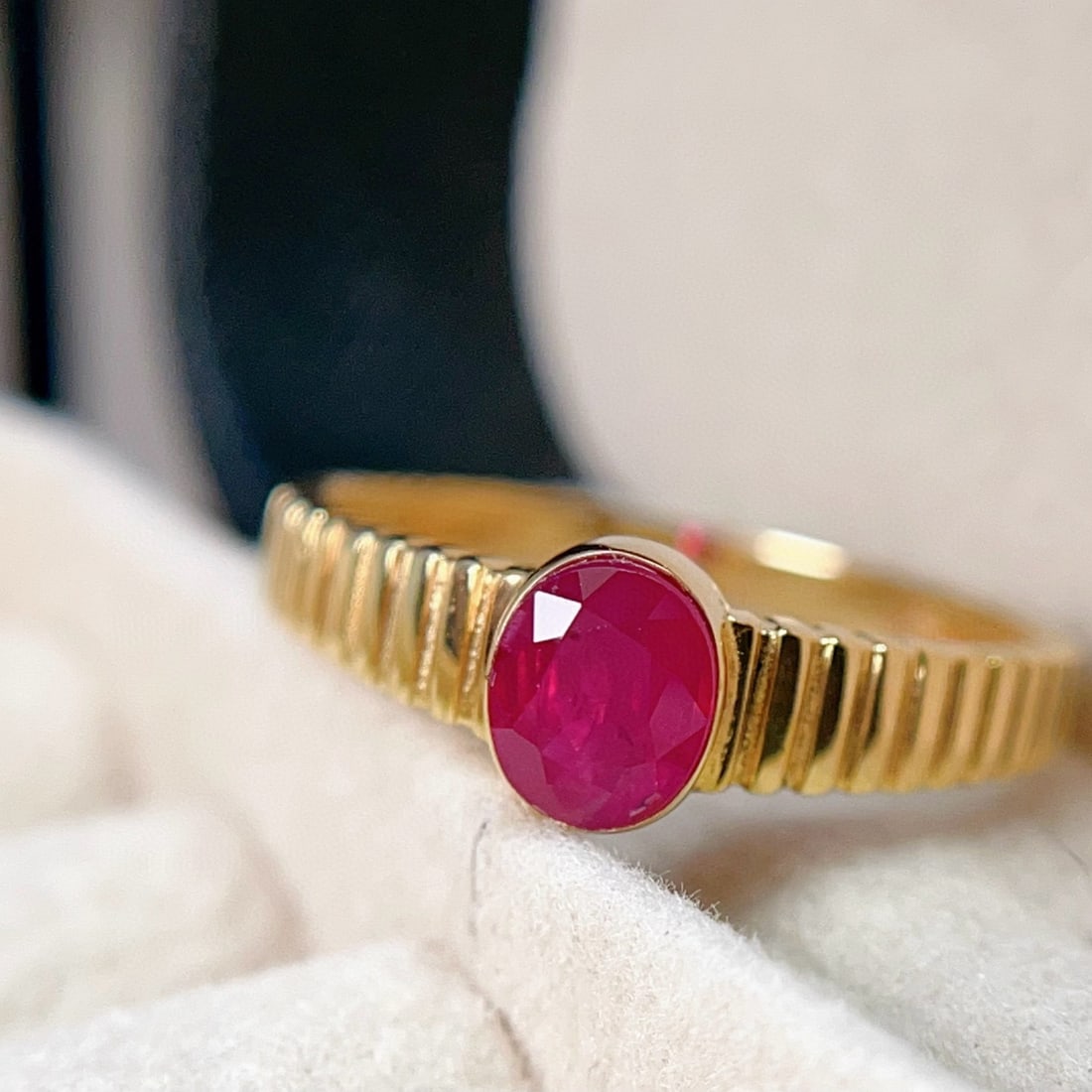 14k Gold 0.72 Ct Natural Ruby Ring - 3