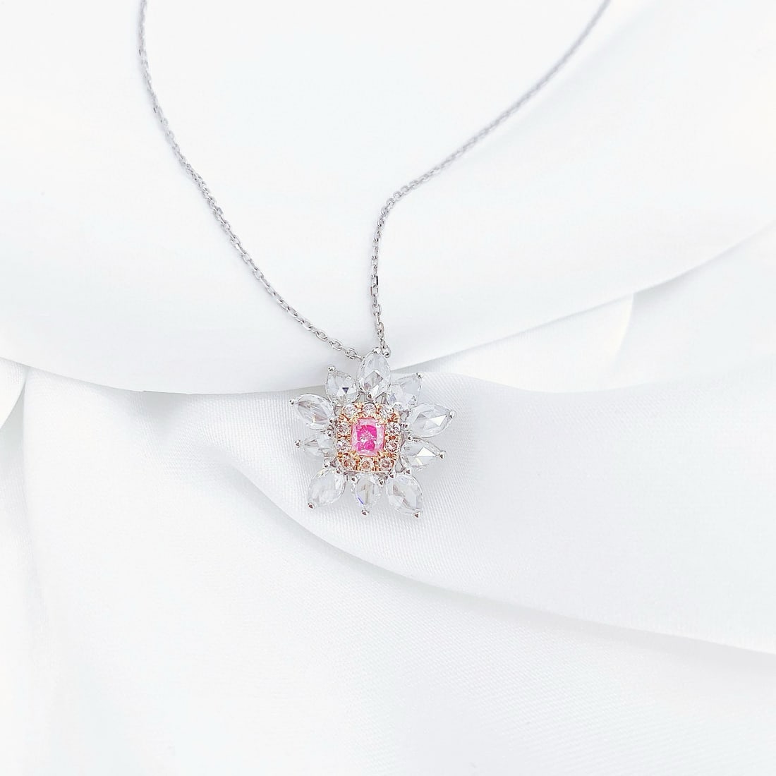 14k Gold 1.06 Ctw Natural Pink Diamond & Diamond Necklace: Ref:231078266 // gold content:14k gold // main gemstone:pink diamond // shape:cushion // carat weight:0. 15ct // color:pink // treatment:natural // // adjacent gemstone 2 : diamond //