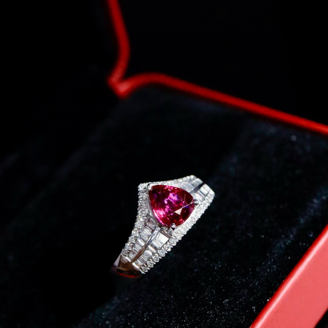14k Gold 1.39 Ctw Natural Ruby & Diamond Ring (1 of 5)