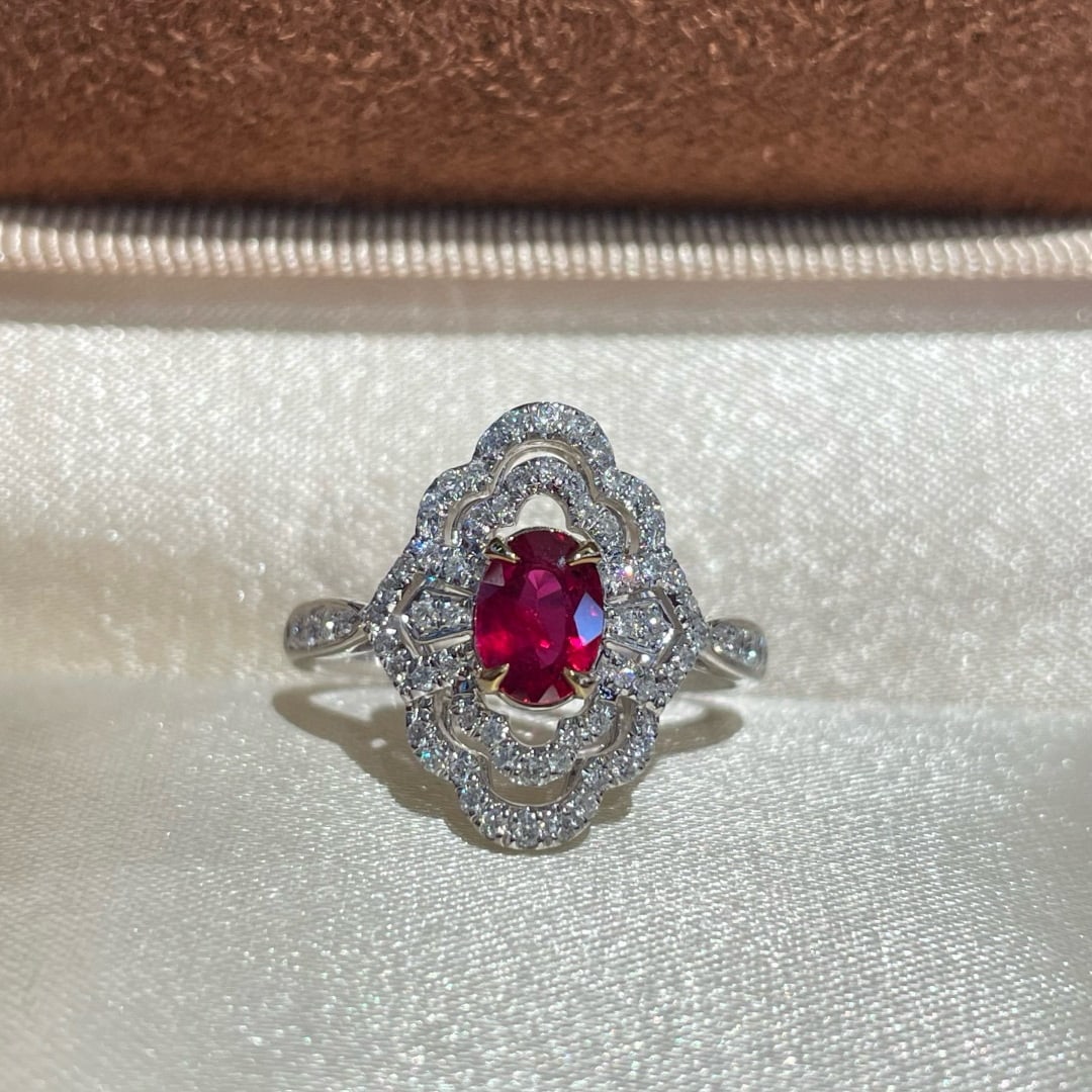 14k Gold 0.78 Ct Natural Ruby & Diamond Ring: Ref:231078373 // gold content:14k gold // ring size:7. 25us // // main gemstone:ruby // shape:oval // carat weight:0. 78ct // color:red // treatment:natural // // adjacent gemstone 2 : diamond // shap