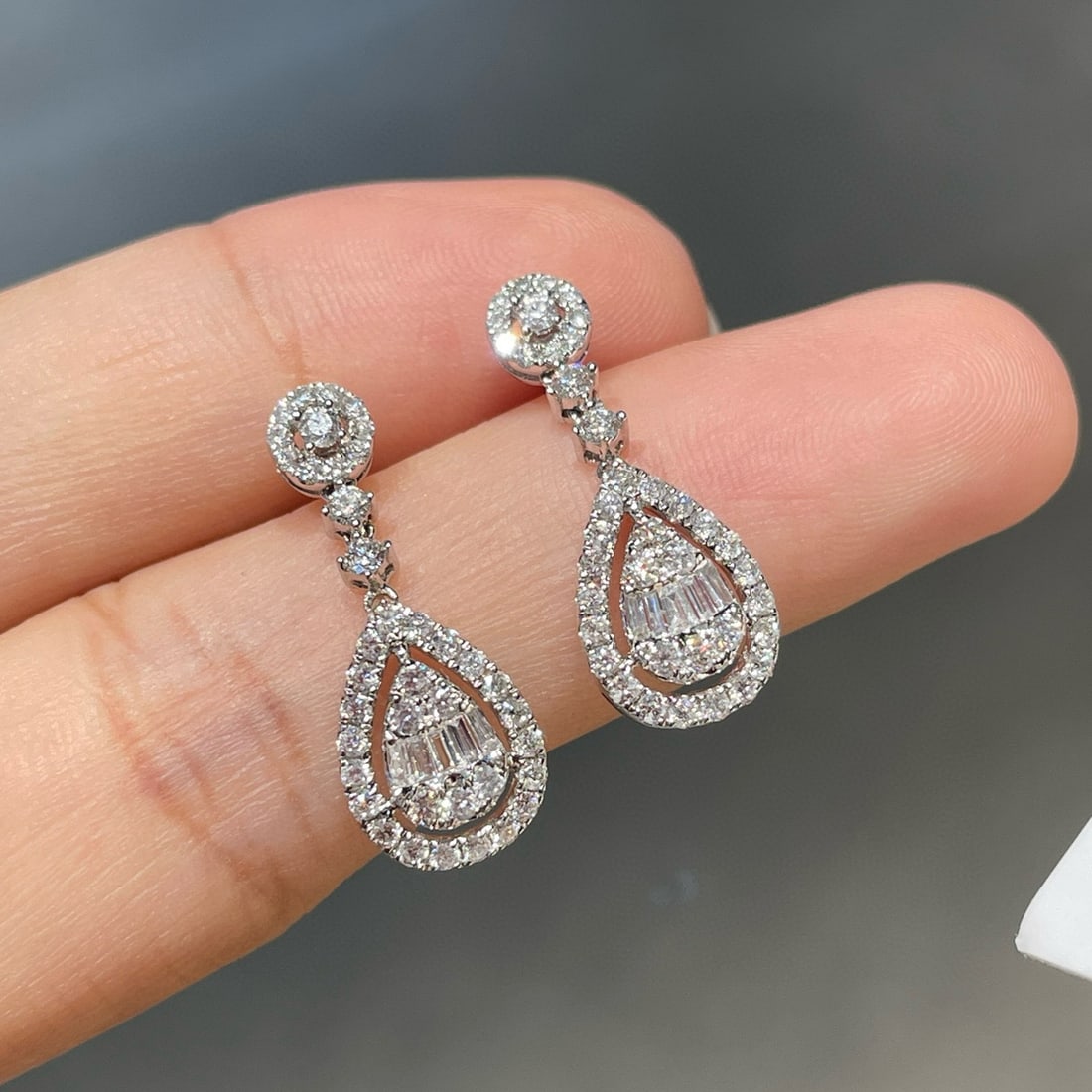 14k Gold 0.80 Ct Natural H Diamond Earrings (1 of 7)