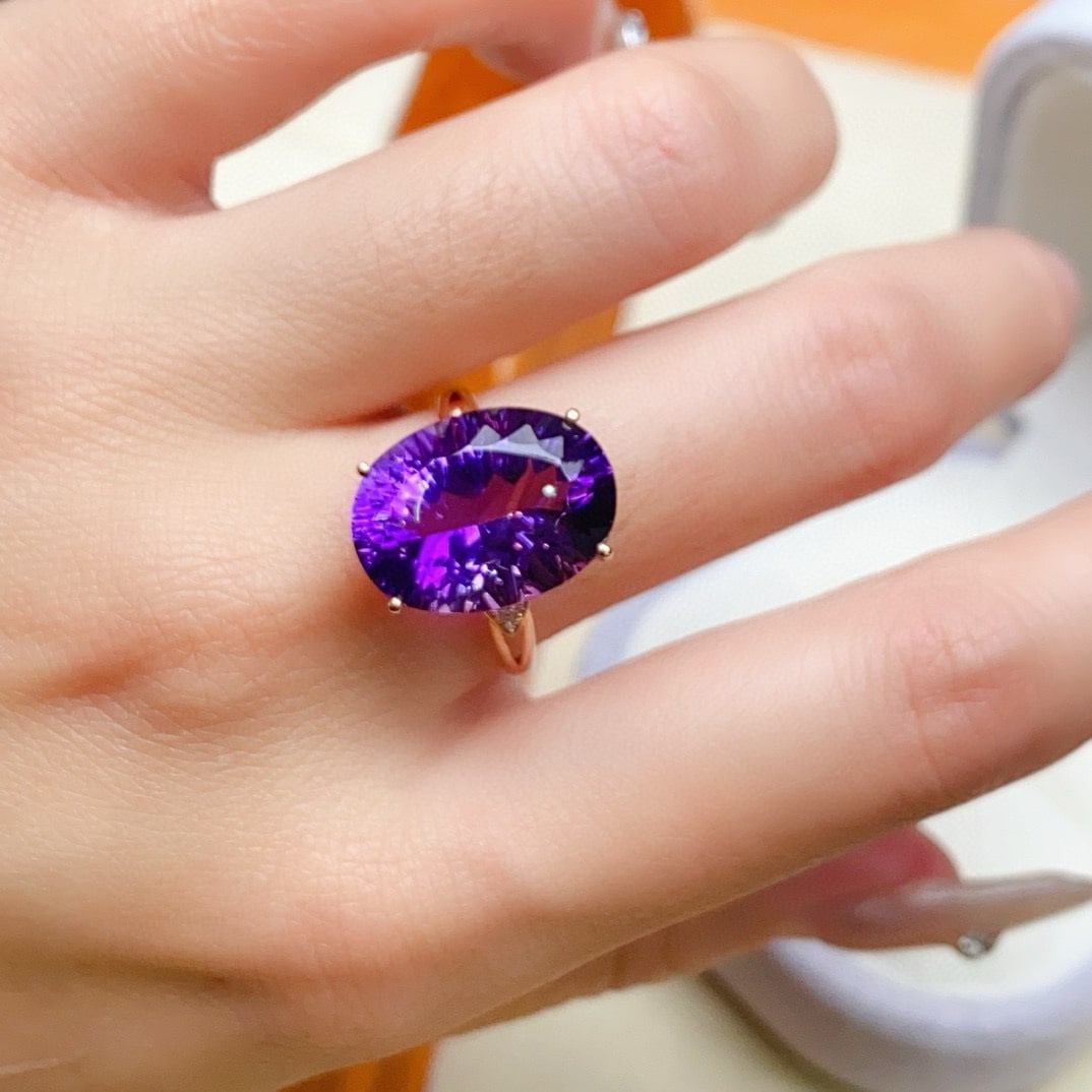 14k Gold 8.73 Ctw Natural Amethyst & Diamond Ring - 5