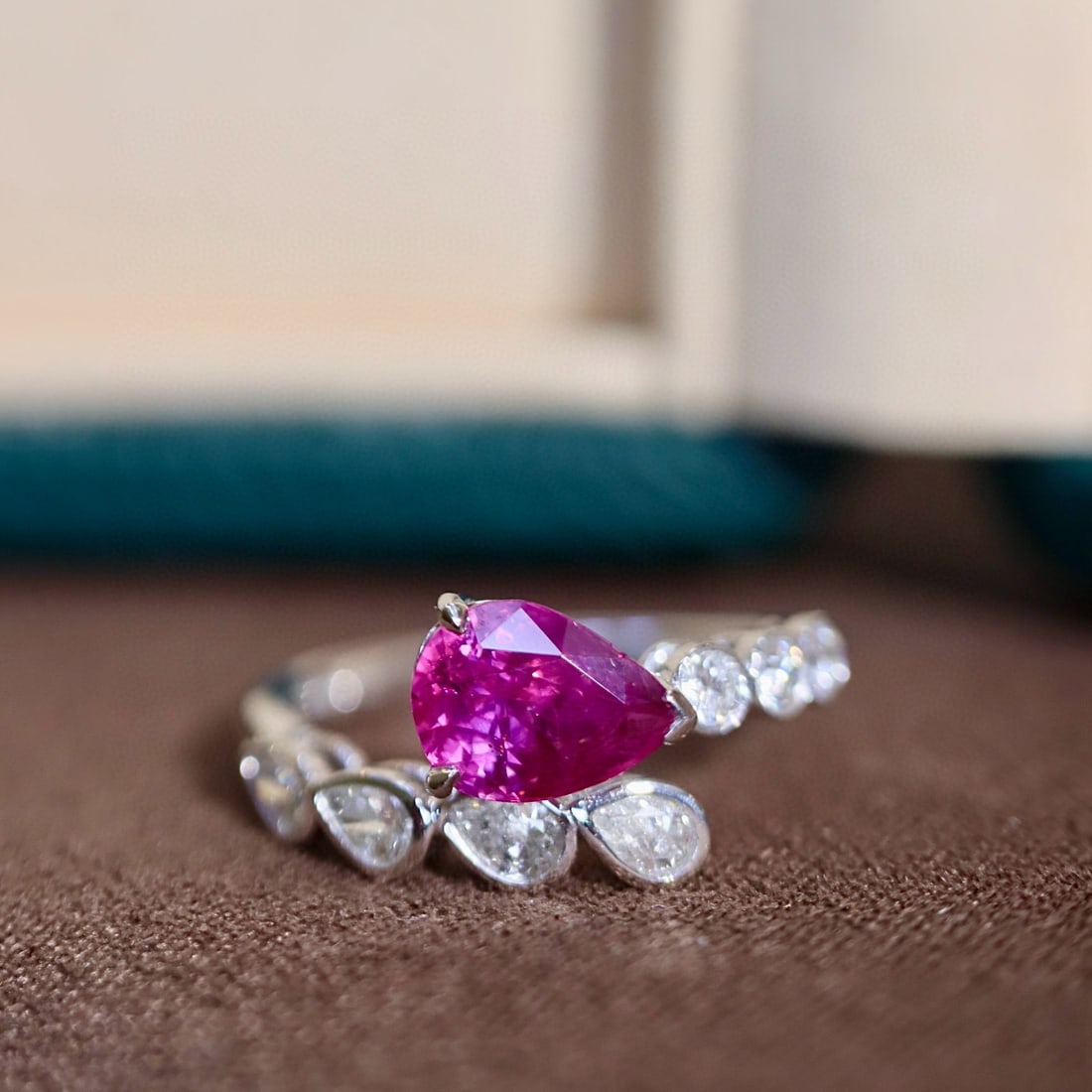 14k Gold 1.93 Ctw Natural Sapphire & Diamond Ring: Ref:231080084 // gold content:14k gold // ring size:7. 25us // // main gemstone:sapphire // shape:pear // carat weight:1. 53ct // color:purple // treatment:natural // // adjacent gemstone 2 :