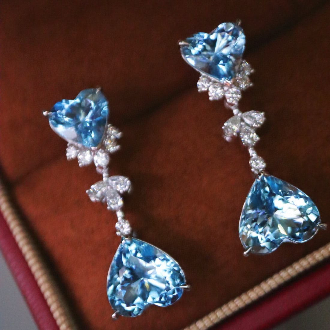 14k Gold 5.78 Ctw Natural Aquamarine & Diamond Earrings: Ref:231080252 // gold content:14k gold // main gemstone:aquamarine // shape:heart // carat weight:5. 4ct // color:santa maria color // treatment:natural // // adjacent gemstone 2 : diamond // shape:mu