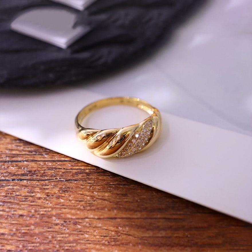 14k Gold 0.18 Ct Natural H Diamond Ring (1 of 8)