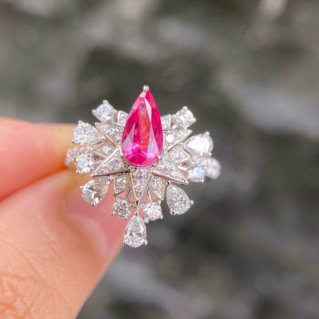 14k Gold 2.07 Ctw Natural Spinel & Diamond Ring - 2