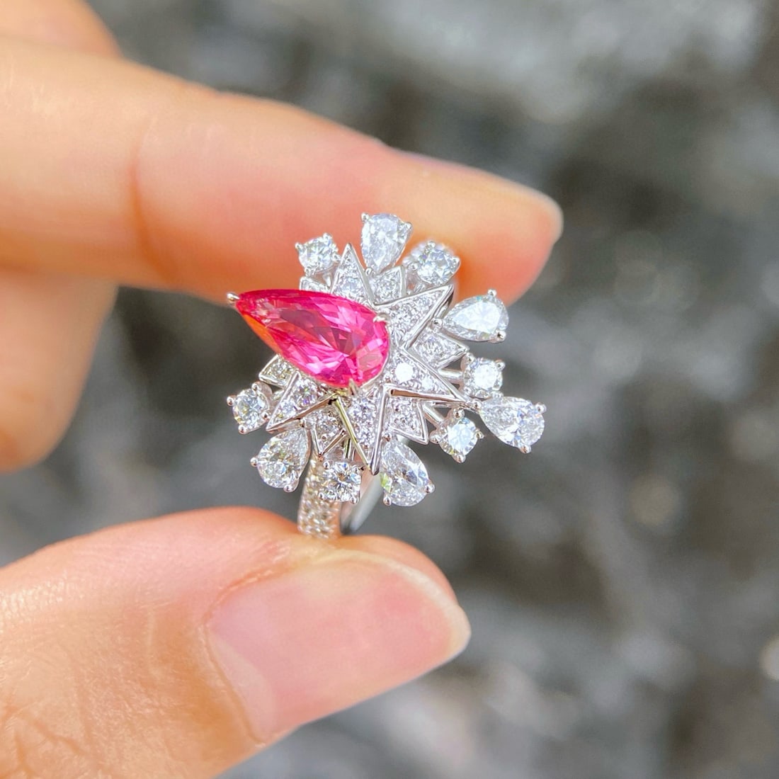 14k Gold 2.07 Ctw Natural Spinel & Diamond Ring - 3