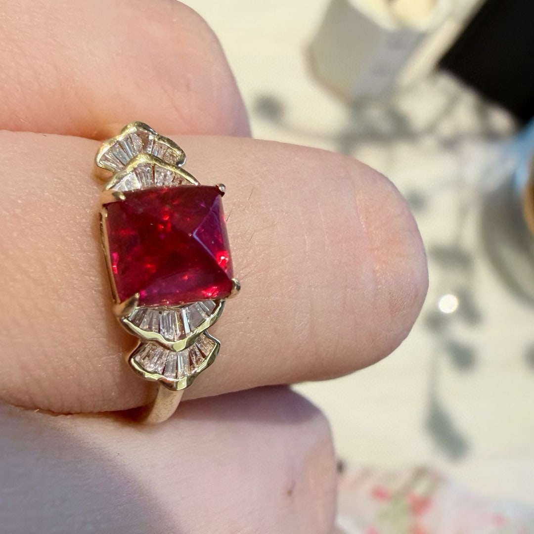 14k Gold 1.6 Ct Natural Spinel & Diamond Ring - 6