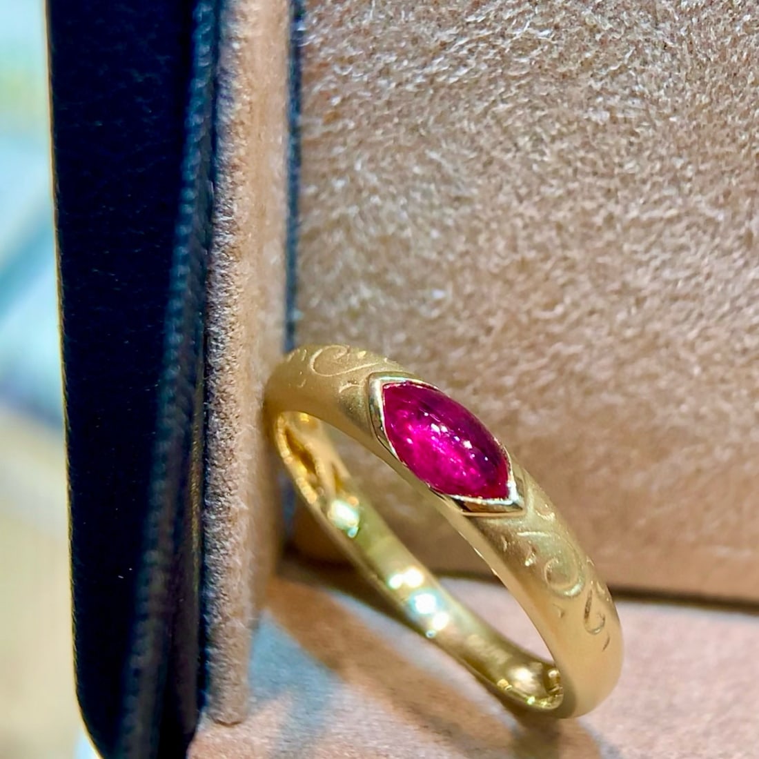 14k Gold 0.46 Ct Natural Ruby Ring - 2