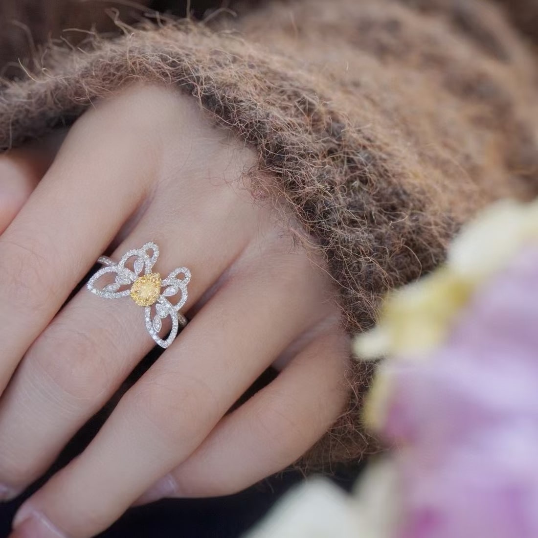 14k Gold 0.56 Ct Natural Color Diamond Ring: Ref:231081157 // gold content:14k gold // ring size:7. 25us // // main gemstone:diamond // shape:multiple // carat weight:0. 56ct // clarity grade:vs-si // color:color // treatment:natural //