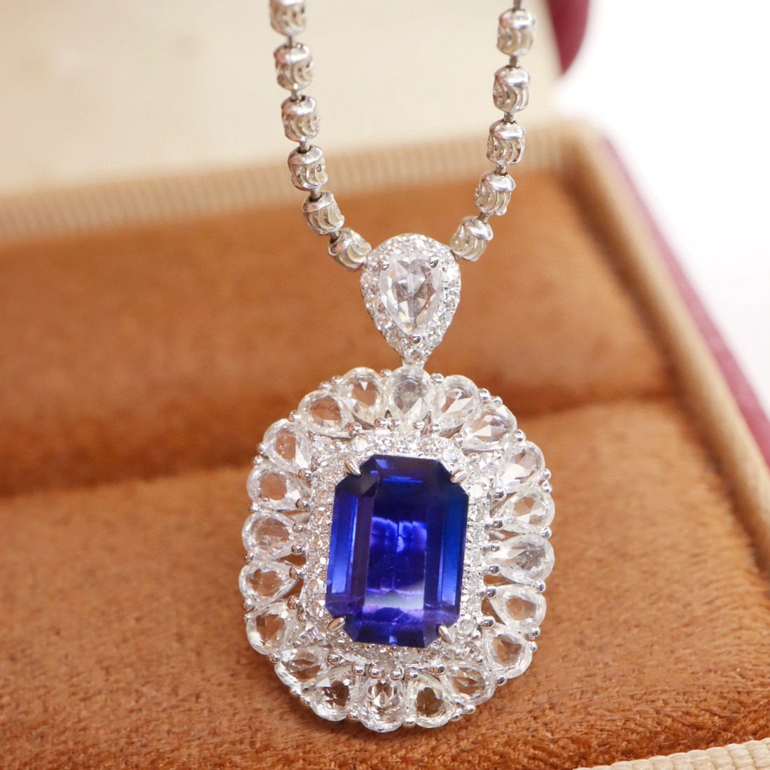 14k Gold 1.64 Ctw Natural Sapphire & Diamond Pendant( Without Chain ): Ref:231081185 // gold content:14k gold // main gemstone:sapphire // shape:octagonal // carat weight:1. 52ct // color:blue // treatment:natural // // adjacent gemstone 2 : diamond // shape:round //