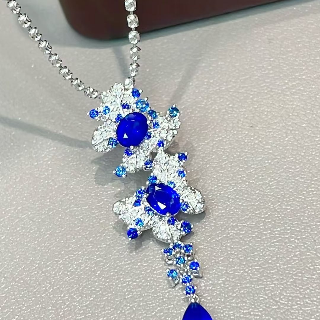 14k Gold 1.6 Ct Natural Sapphire & Diamond Pendant( Without Chain ): Ref:231081233 // gold content:14k gold // main gemstone:sapphire // shape:multiple // carat weight:1. 6ct // color:blue // treatment:natural // // adjacent gemstone 2 : diamond // shape:round //