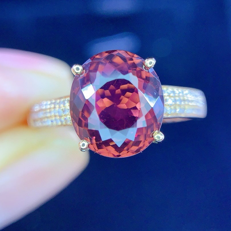 14k Gold 4.2 Ct Natural Tourmaline & Diamond Ring: Ref:231081253 // gold content:14k gold // ring size:7. 25us // // main gemstone:tourmaline // shape:oval // carat weight:4. 2ct // color:red // treatment:natural // // adjacent gemstone 2 :
