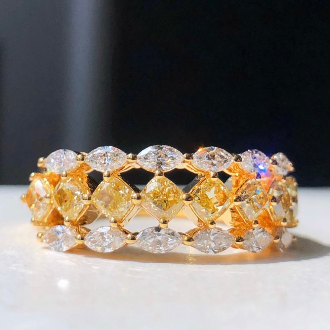 14k Gold 1.60 Ctw Natural Yellow Diamond & Diamond Ring: Ref:231082003 // gold content:14k gold // ring size:7. 25us // // main gemstone:yellow diamond // shape:cushion // carat weight:1. 02ct // color:yellow // treatment:natural // // adjacent gemstone
