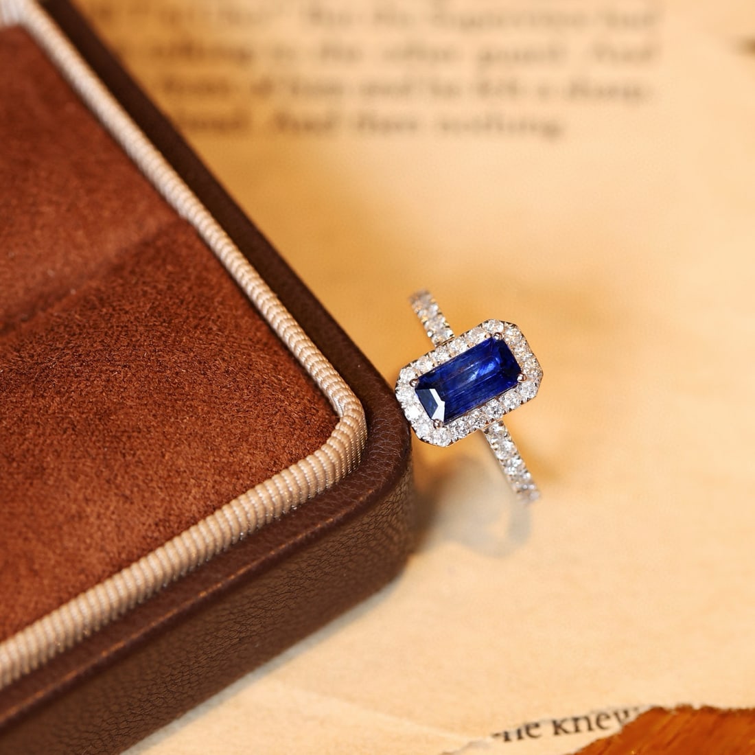 14k Gold 1.85 Ctw Natural Sapphire & Diamond Ring: Ref:231082034 // gold content:14k gold // ring size:7. 25us // // main gemstone:sapphire // shape:octagonal // carat weight:1. 39ct // color:blue // treatment:natural // // adjacent gemstone 2 :