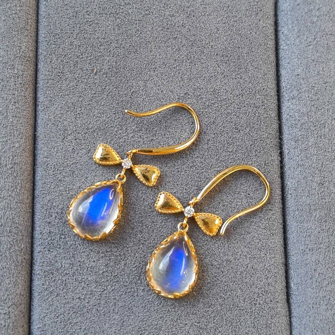 14k Gold 3.90 Ct Natural Moonstone & Diamond Earrings - 4