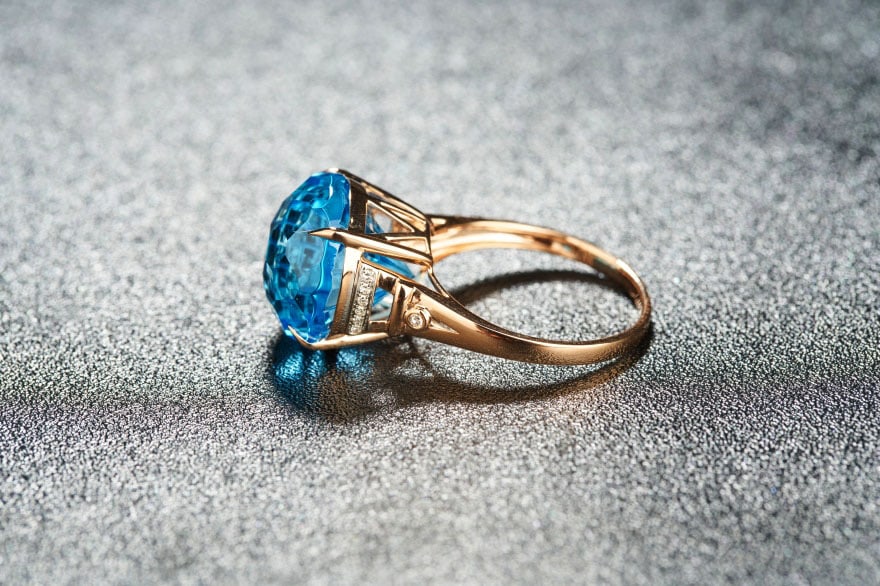 14k Gold 13.85 Ct Natural Topaz & Diamond Ring - 4