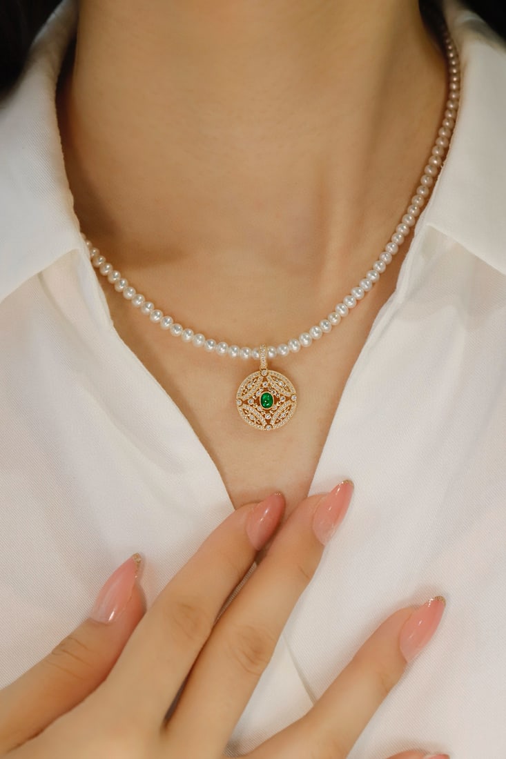 14k Gold 0.42 Ctw Vivid Green Natural Emerald & Diamond Pendant( Without Chain ) (1 of 3)