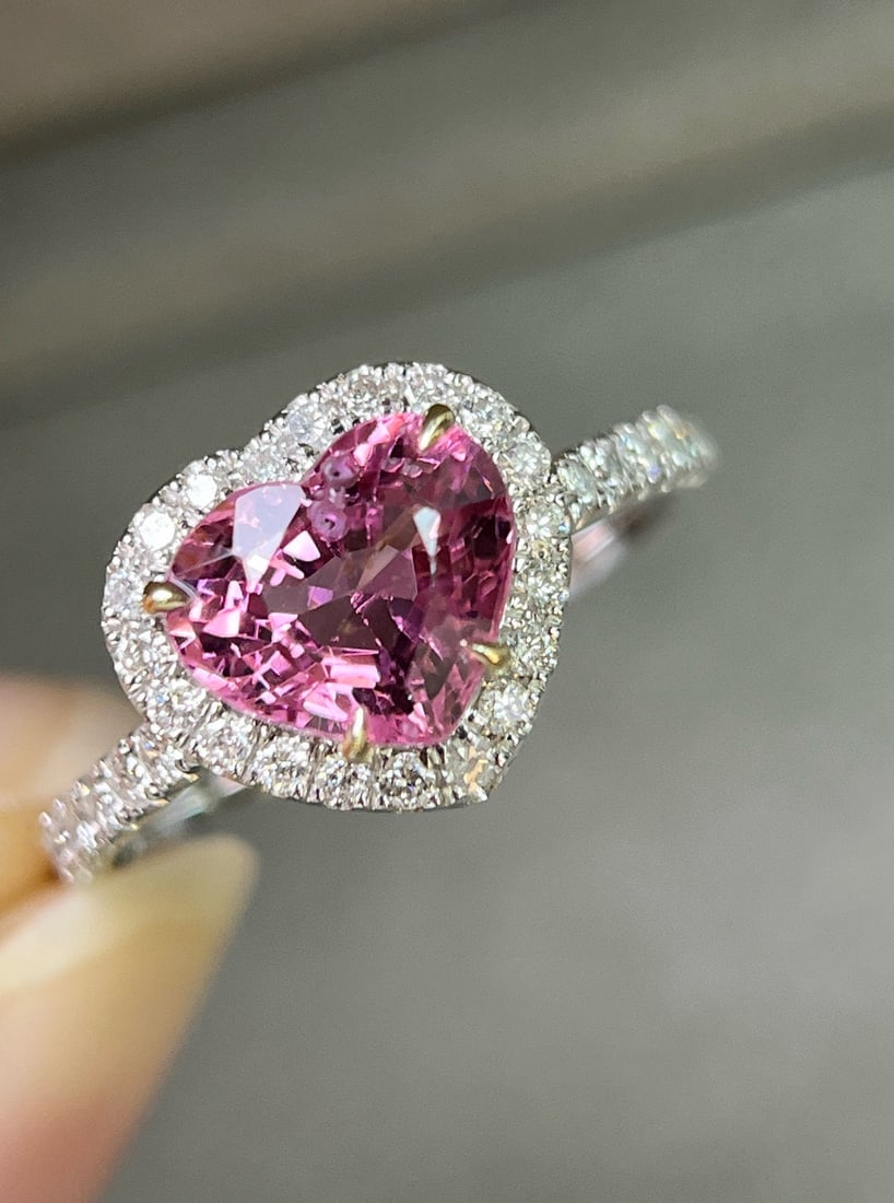 14k Gold 2.65 Ctw Natural Spinel & Diamond Ring: Ref:231082428 // gold content:14k gold // ring size:7. 25us // // main gemstone:spinel // shape:heart // carat weight:2. 25ct // color:pink // treatment:natural // // adjacent gemstone 2 : diamond //