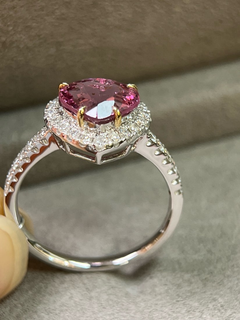 14k Gold 2.65 Ctw Natural Spinel & Diamond Ring - 5