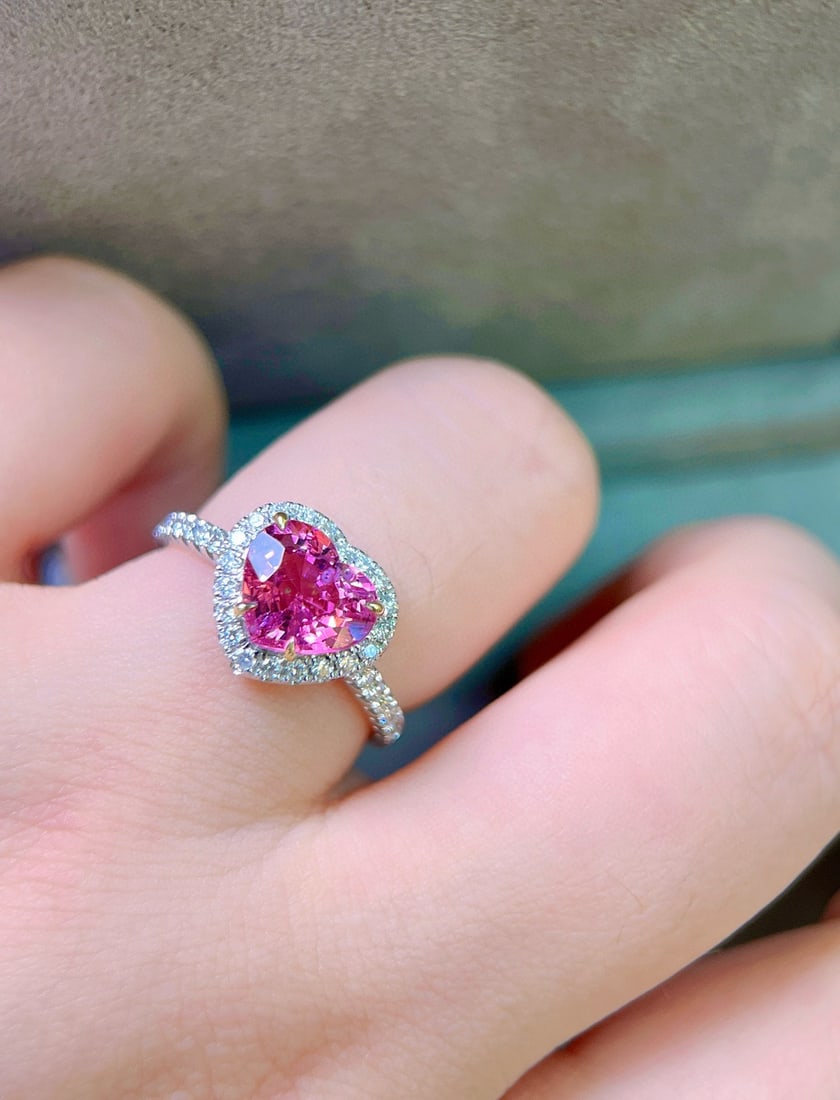 14k Gold 2.65 Ctw Natural Spinel & Diamond Ring - 7