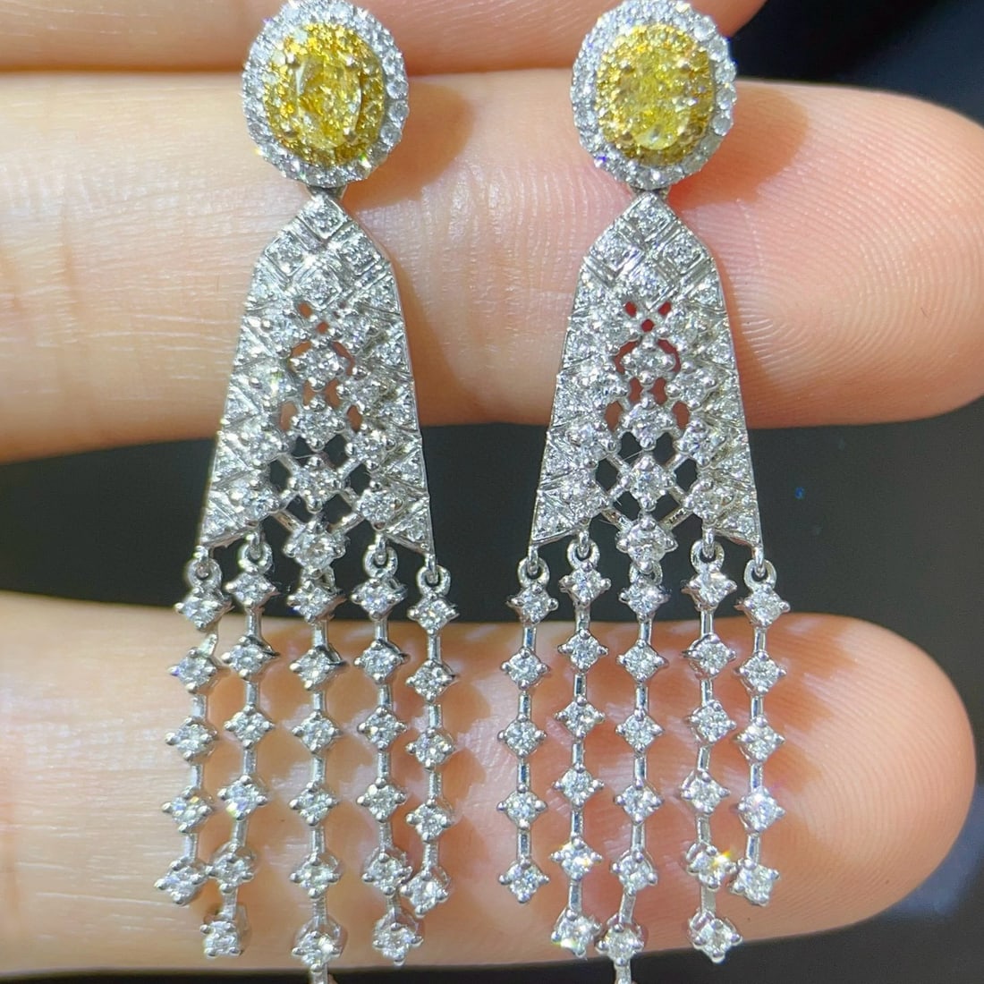 14K GOLD 1.72 CTW NATURAL YELLOW DIAMOND & DIAMOND EARRINGS: Ref:231083130 // Gold Content:14K Gold // Main Gemstone:Yellow Diamond // Shape:Oval // Carat Weight:0.40ct // Color:Yellow // Treatment:Natural // // Adjacent Gemstone 2 : Diamond // Shape:Round