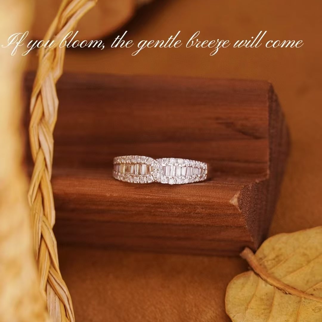 14K GOLD 0.68 CT NATURAL H DIAMOND RING: Ref:231083237 // Gold Content:14K Gold // Ring Size:7.25US // // Main Gemstone:Diamond // Shape:Multiple // Carat Weight:0.68ct // Clarity Grade:VS-SI // Color:H // Treatment:Natural // Condition: