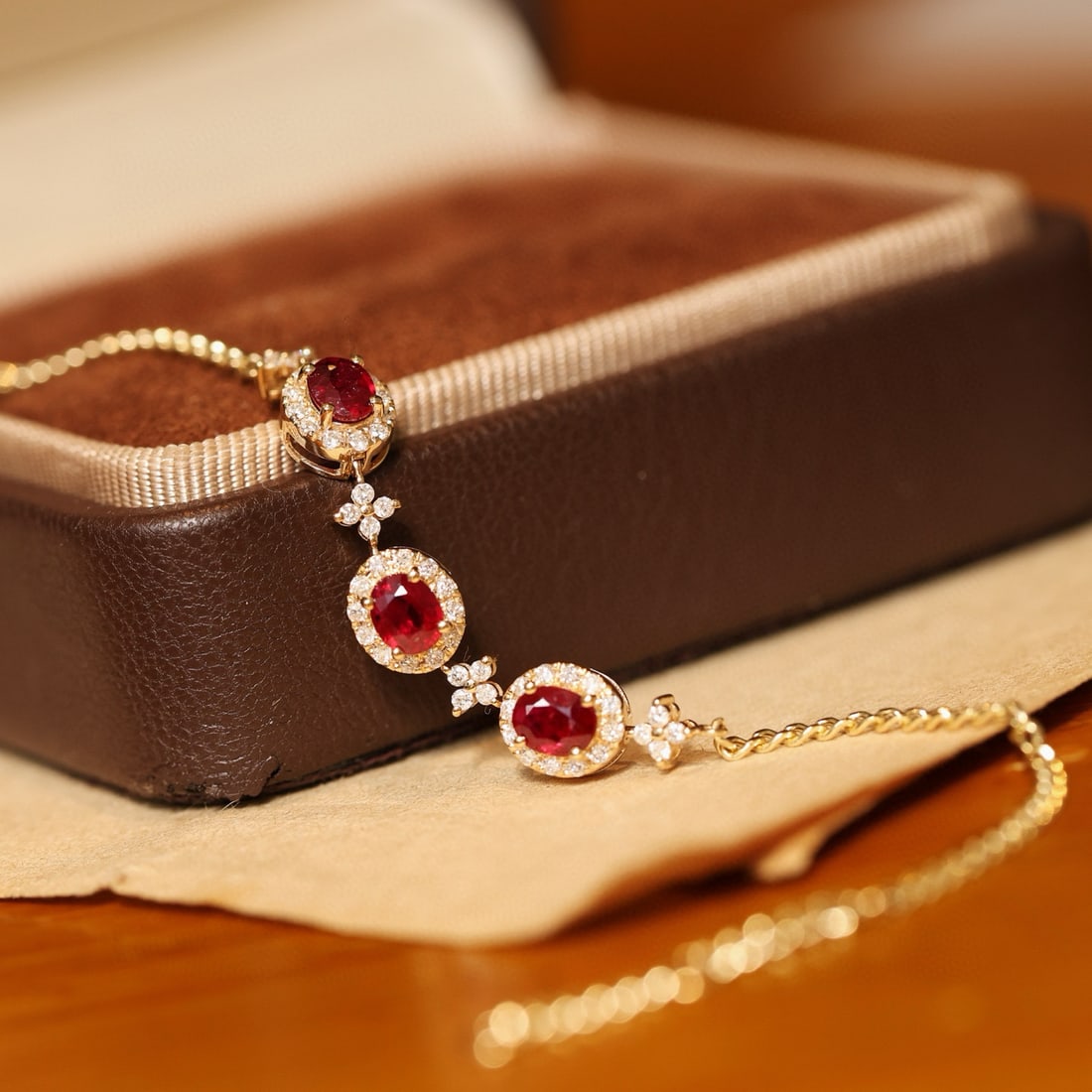 14K GOLD 1.33 CTW VIVID RED NATURAL RUBY & DIAMOND BRACELET (1 of 1)