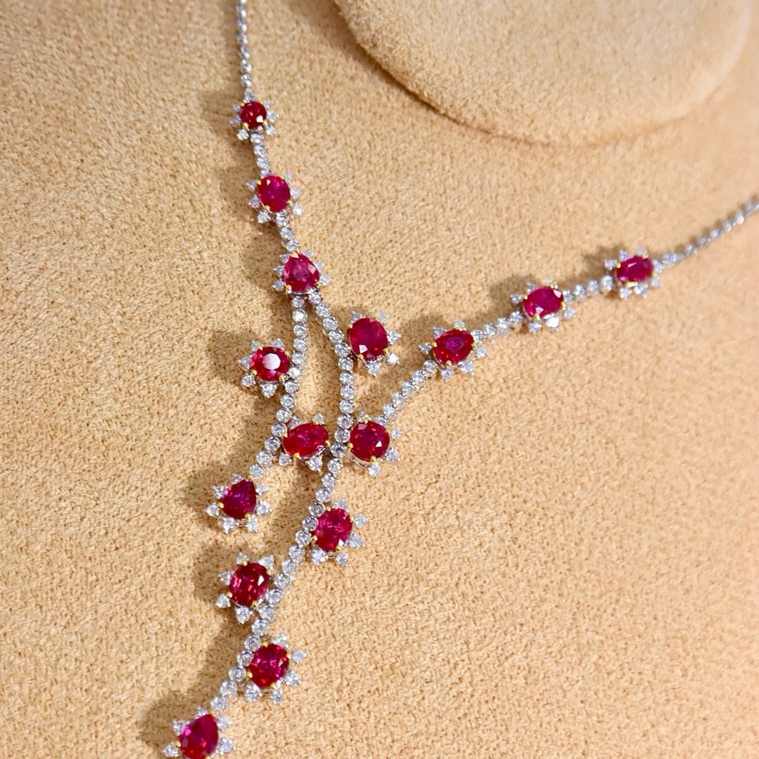 14K GOLD 9.00 CTW NATURAL RUBY & DIAMOND NECKLACE (1 of 1)