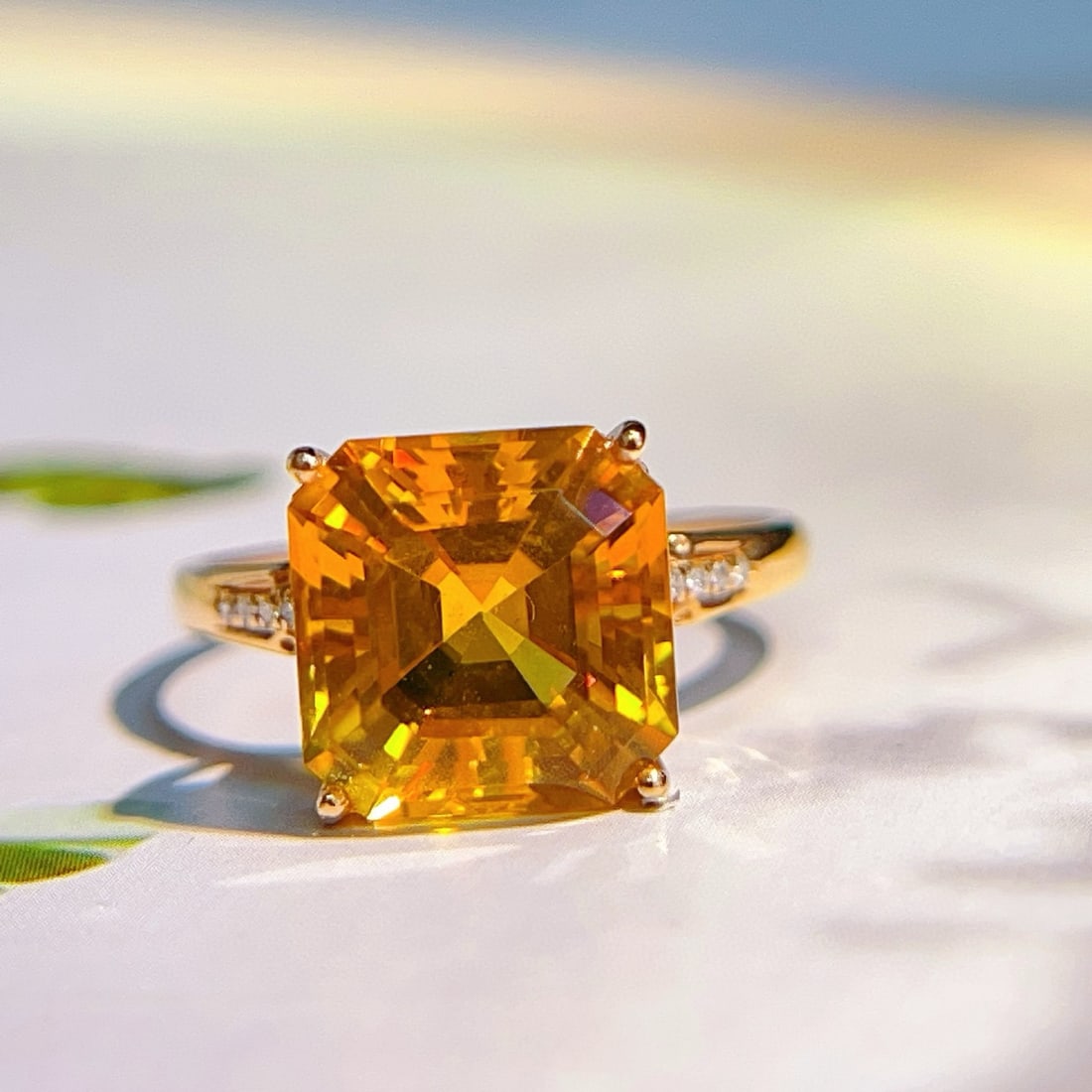 14K GOLD 4.78 CTW NATURAL CITRINE & DIAMOND RING: Ref:231084272 // Gold Content:14K Gold // Ring Size:7.25US // // Main Gemstone:Citrine // Shape:Octagonal // Carat Weight:4.75ct // Color:Yellow // Treatment:Natural // // Adjacent Gemstone 2 :