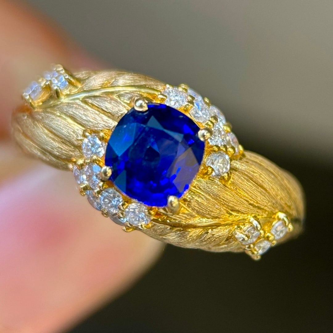 14k Gold 1.41 Ctw Natural Sapphire & Diamond Ring (1 of 7)