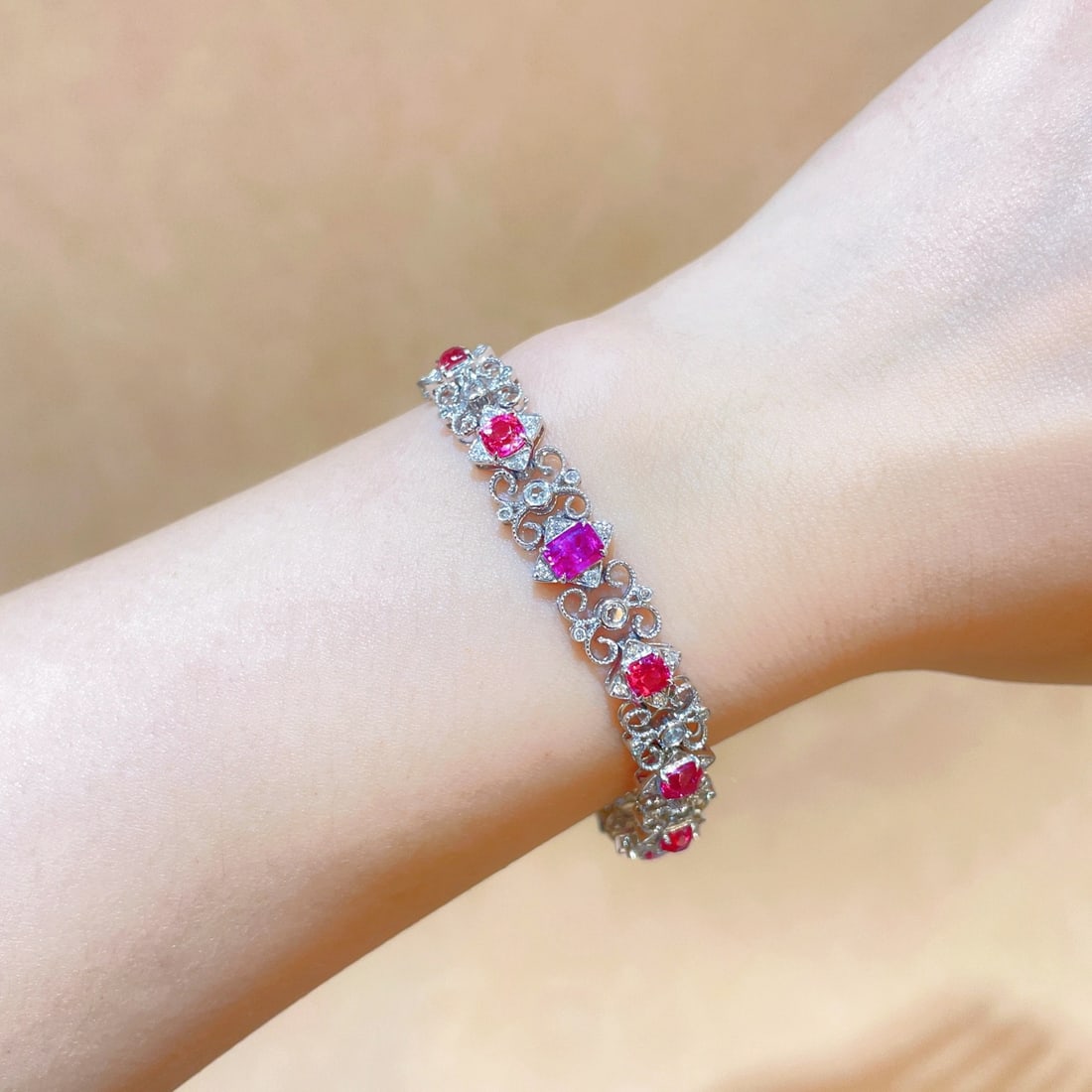 14k Gold 7.77 Ctw Natural Spinel & Diamond Bracelet - 5