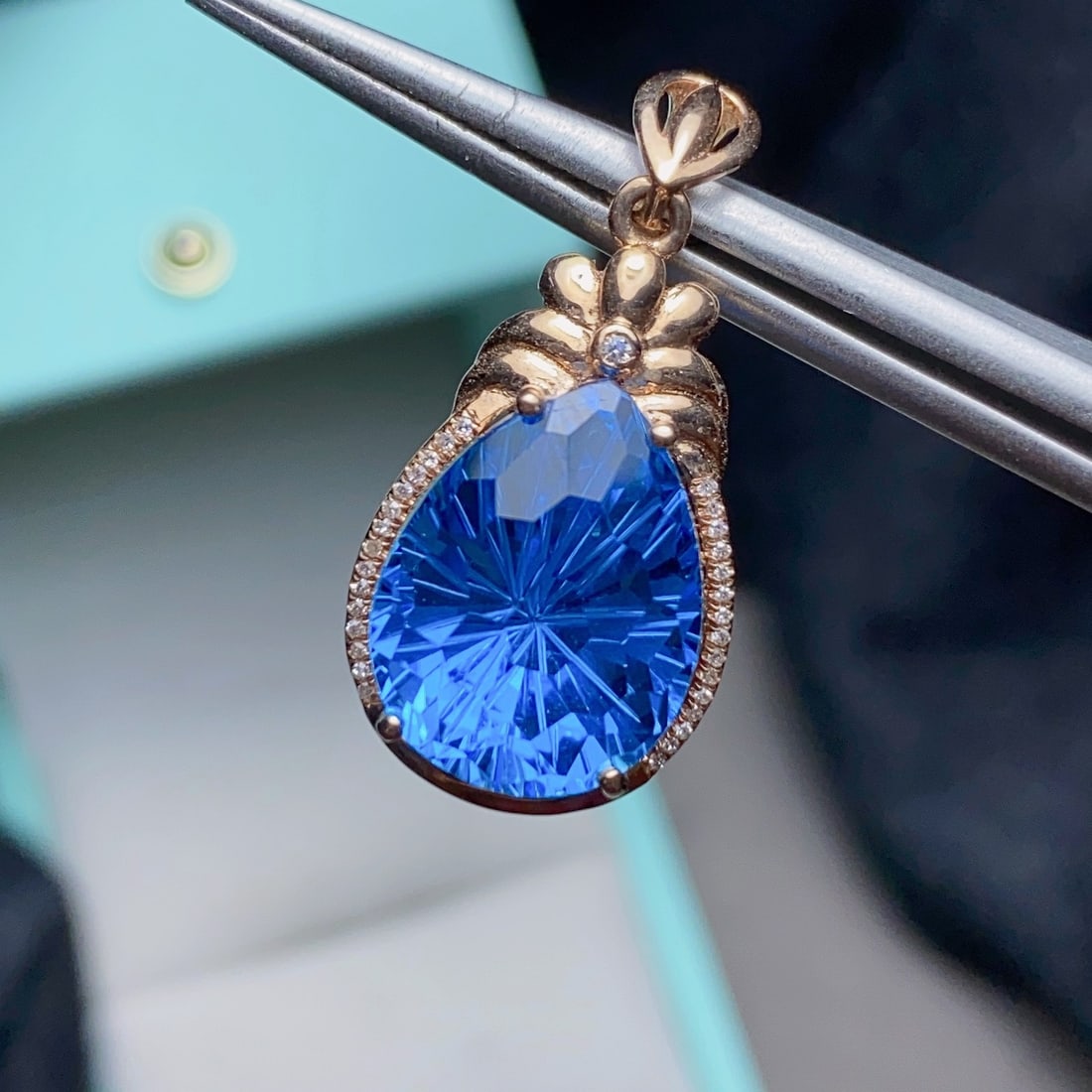 14k Gold 11.45 Ct Natural Topaz & Diamond Pendant( Without Chain ) - 2