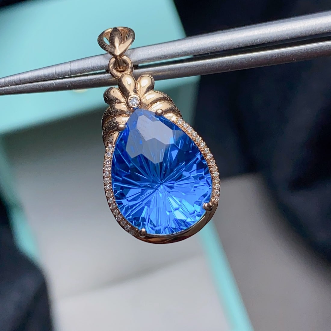 14k Gold 11.45 Ct Natural Topaz & Diamond Pendant( Without Chain ) - 6