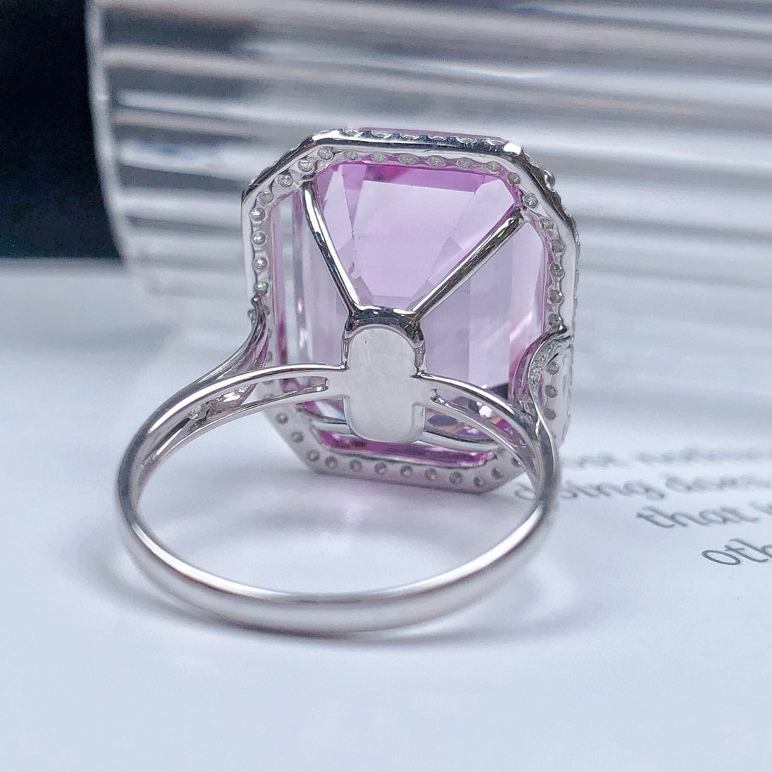 14k Gold 23.21 Ctw Natural Kunzite & Diamond Ring - 6