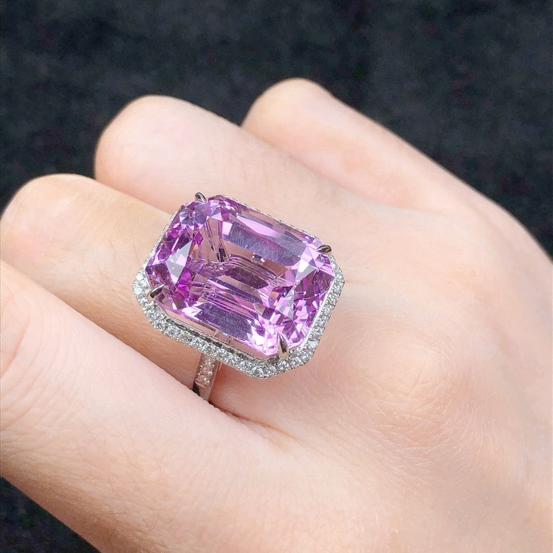 14k Gold 23.21 Ctw Natural Kunzite & Diamond Ring - 8