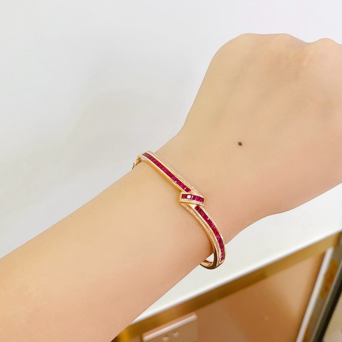 14k Gold 5.5 Ct Natural Ruby & Diamond Bangle - 6