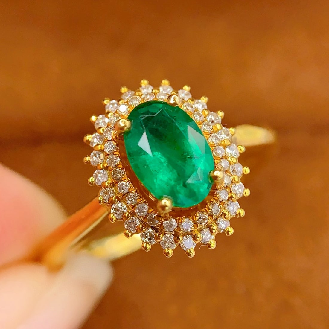 14k Gold 1 Ct Natural Emerald & Diamond Ring - 2
