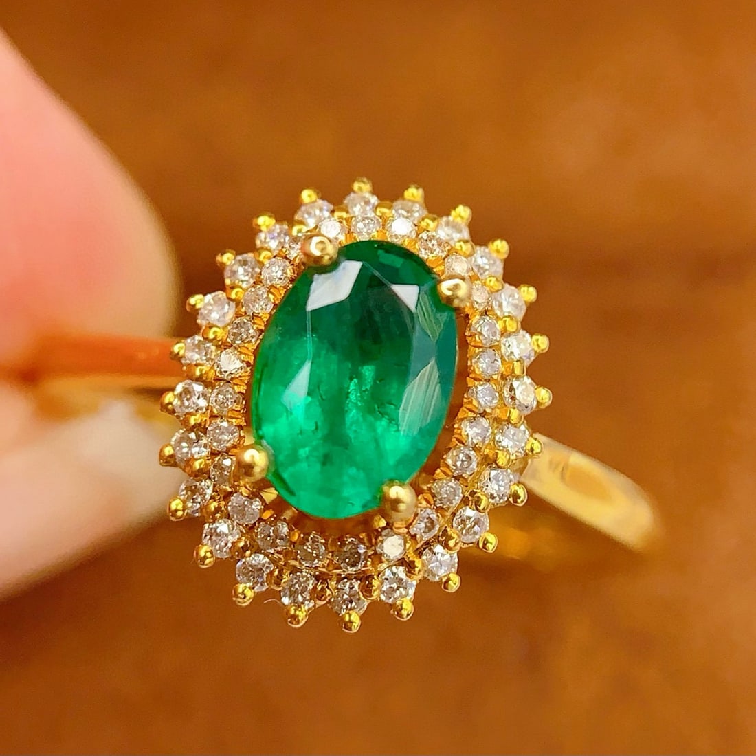 14k Gold 1 Ct Natural Emerald & Diamond Ring - 4