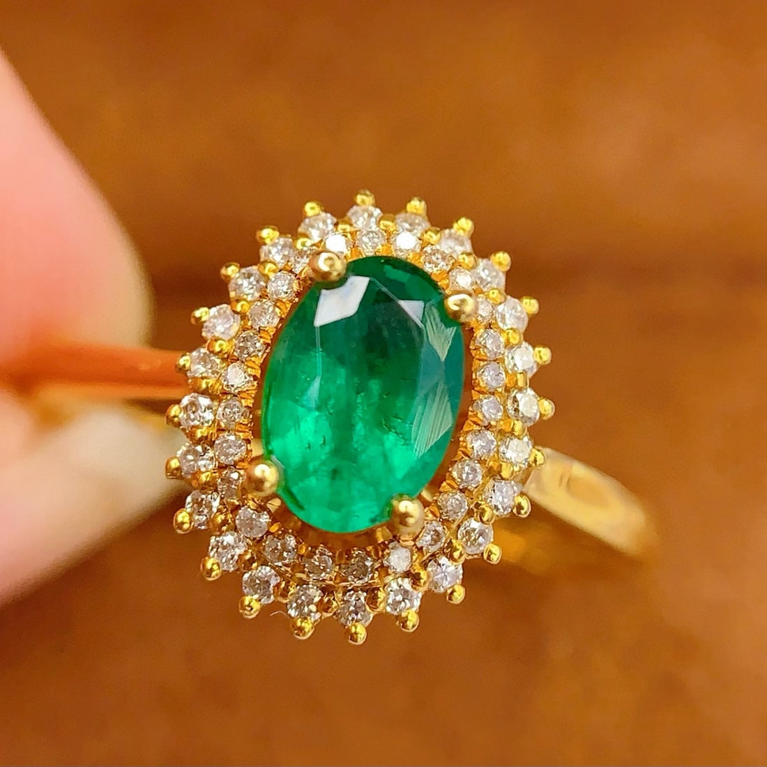 14k Gold 1 Ct Natural Emerald & Diamond Ring - 6