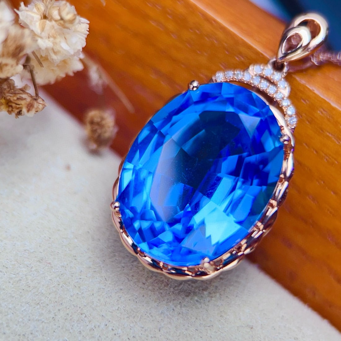 14k Gold 19.74 Ctw Natural Topaz & Diamond Pendant( Without Chain ) - 5