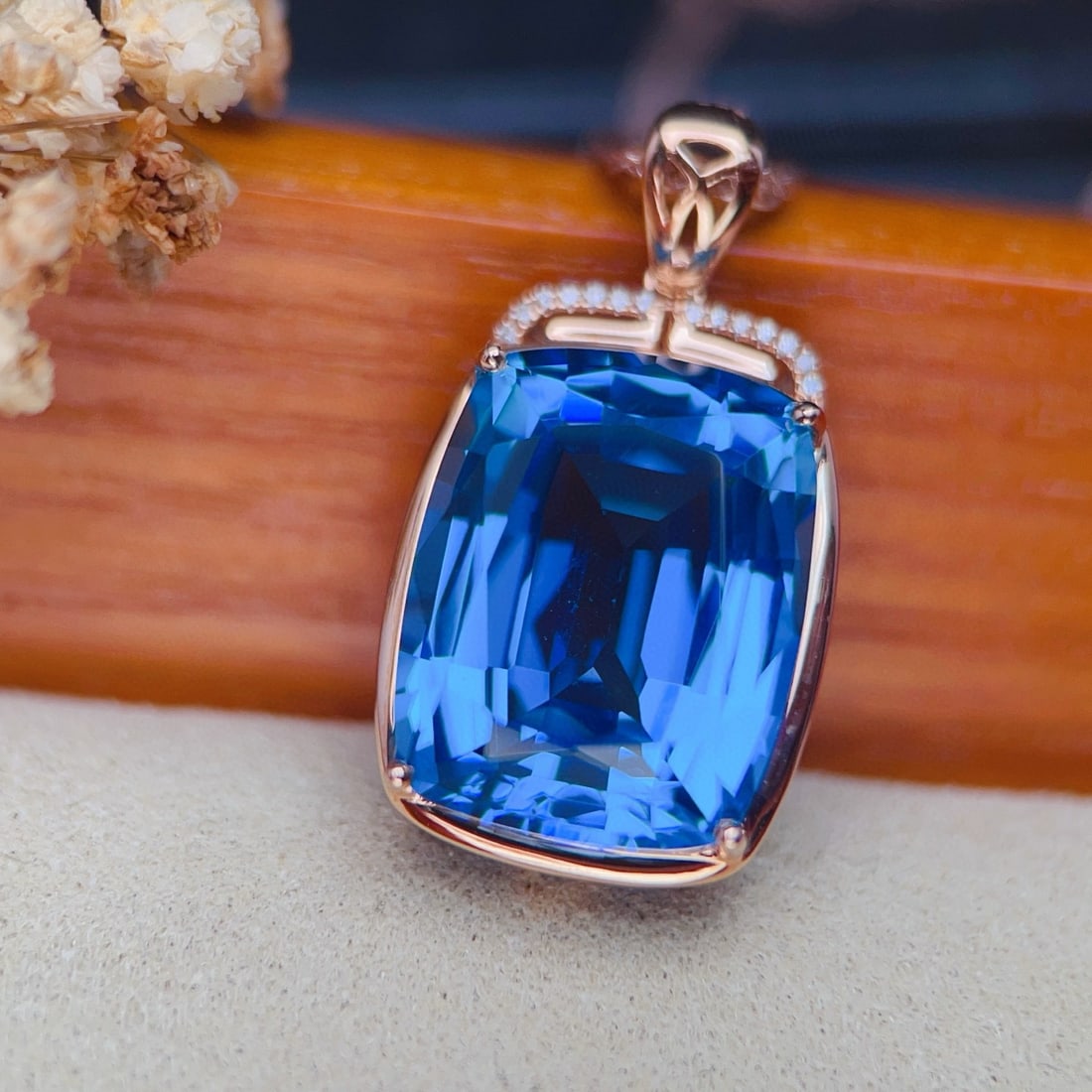 14k Gold 9.34 Ctw Natural Topaz & Diamond Pendant( Without Chain ) - 2