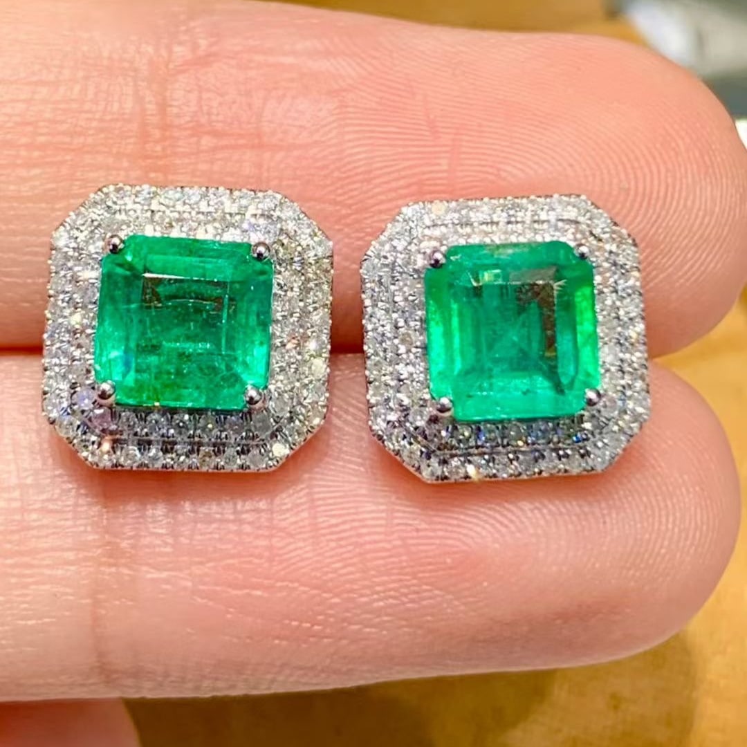 14k Gold 2.3 Ct Natural Emerald & Diamond Earrings - 2
