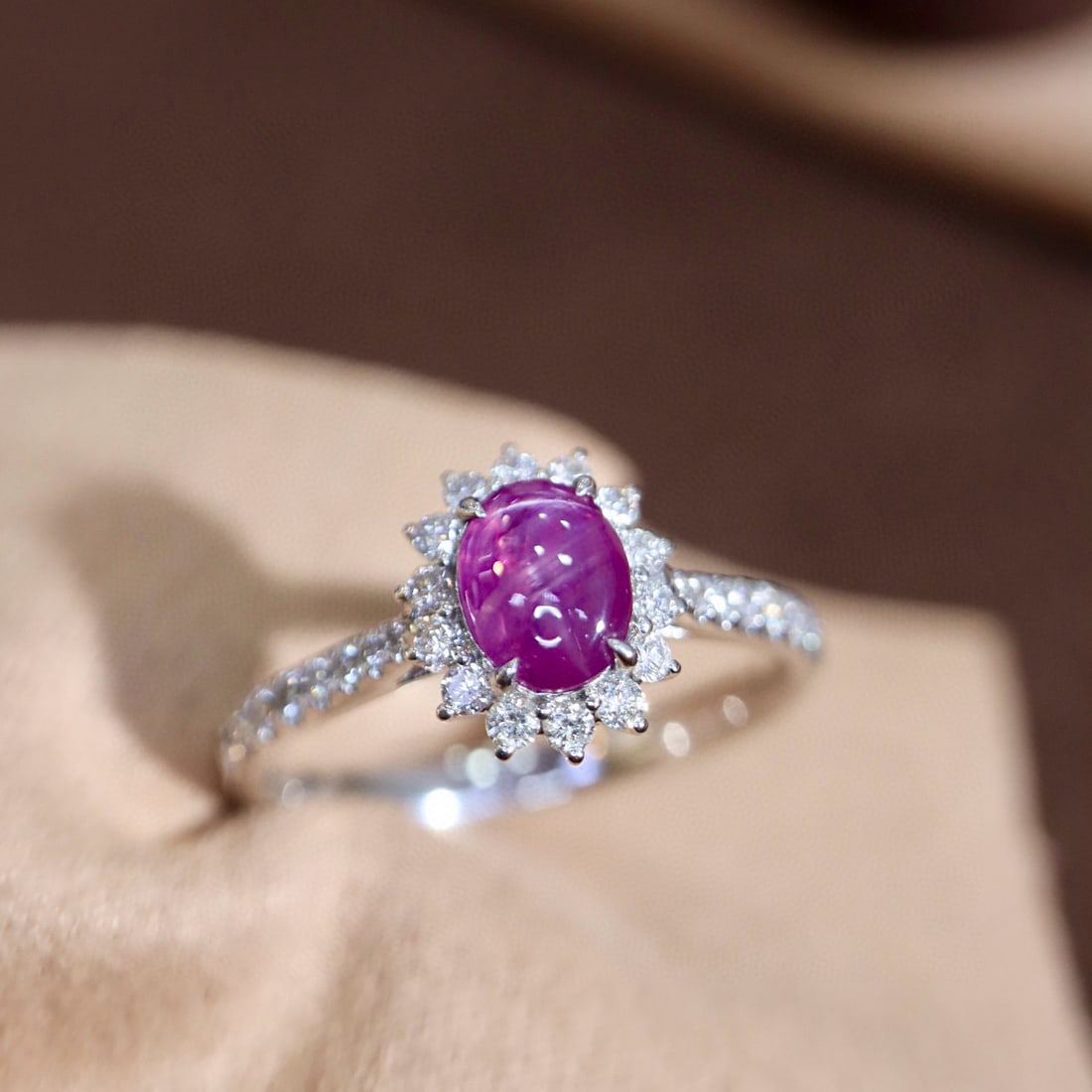 14k Gold 1.36 Ctw Natural Star Sapphire & Diamond Ring - 8